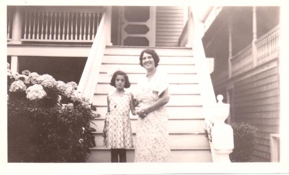 Marjorie and Bess 1933