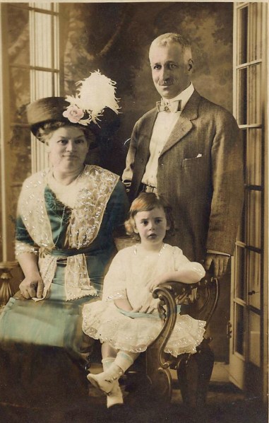 Lydia and Samuel Cohen and granddaughter Helen