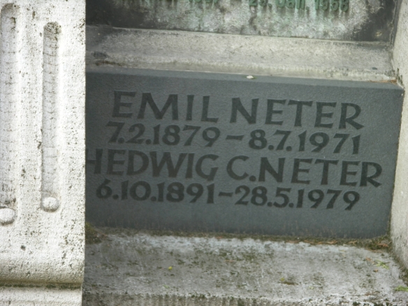 Emil Neter and Hedwig Neter headstone
