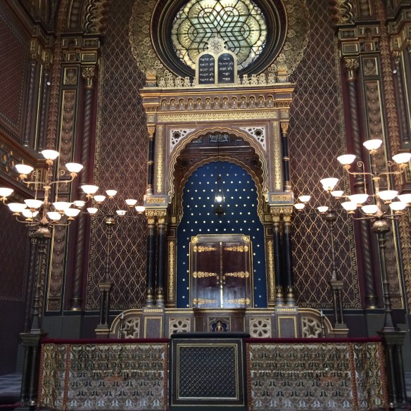 IMG_2535 interior of Spanish synagogue