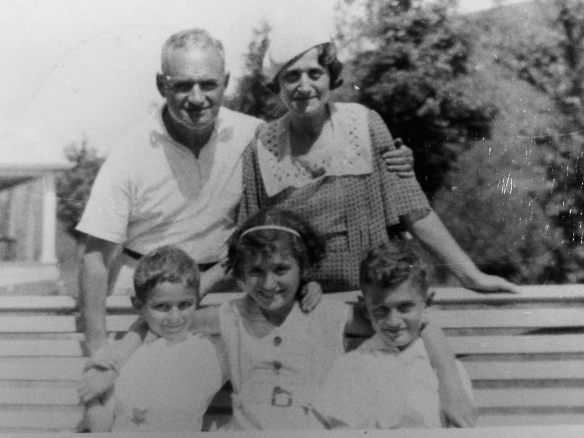 Leo Seligman and his family