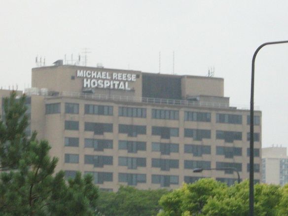 By Zol87 from Chicago, Illinois, USA (Michael Reese Hospital) [CC BY-SA 2.0 (http://creativecommons.org/licenses/by-sa/2.0)], via Wikimedia Commons