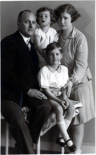Max Wronker and Irma Lichter Wronker and their two children Gerda and Paul, 1927 Courtesy of the Wronker family