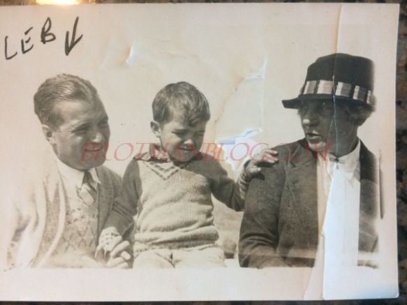 Lawrence Baer, John Degen Baer, unknown person, 1924