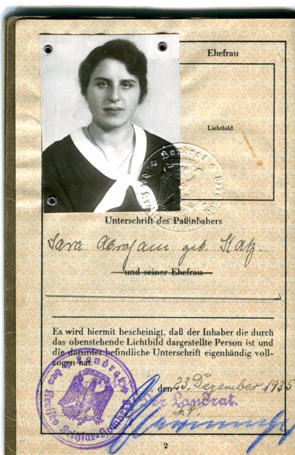 Senta Katz Abraham passport-page-003